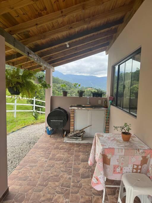 Cabana Recanto Do Arruda Para Casal Em Aguas Mornas Exteriör bild