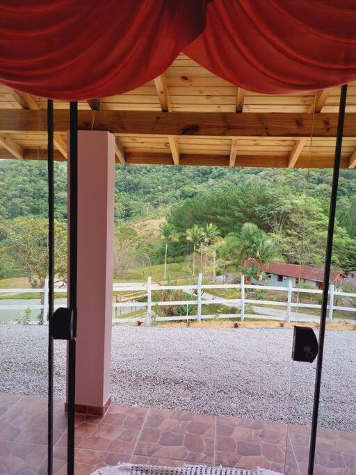 Cabana Recanto Do Arruda Para Casal Em Aguas Mornas Exteriör bild