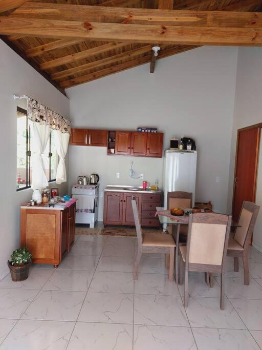 Cabana Recanto Do Arruda Para Casal Em Aguas Mornas Exteriör bild